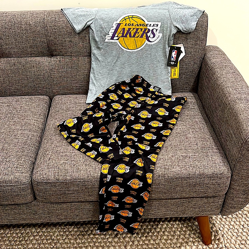 NWT Lakers NBA kids 2 piece sleepwear - size 10